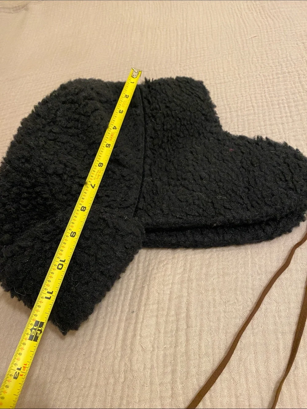 CABLEAMI Cozy Black Sherpa Trapper Hat . Size L
